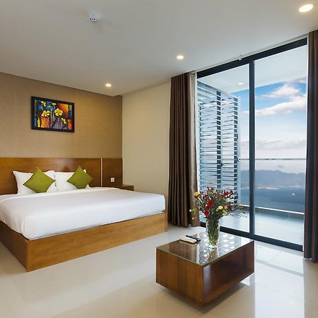 Luxury Holiday Nha Trang Esterno foto