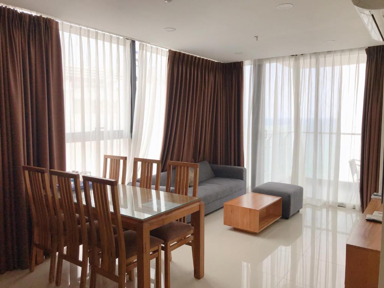 Luxury Holiday Nha Trang Esterno foto