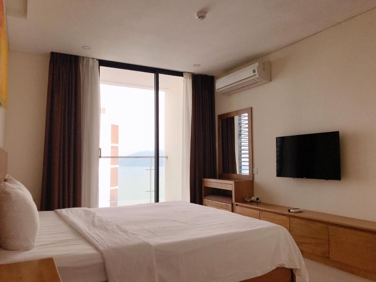 Luxury Holiday Nha Trang Esterno foto